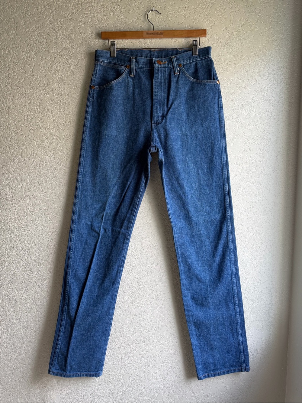 Wrangler Cowboy Cut Straight-Leg Denim Jeans in Medium Blue